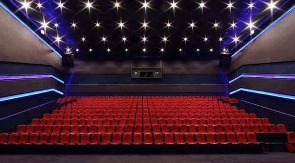 万达院线将开放特许经营加盟权，前100名签约的