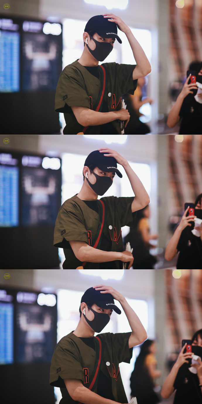 200605 肖战帅气饭拍图分享 港风帅哥眼神凌厉尽显