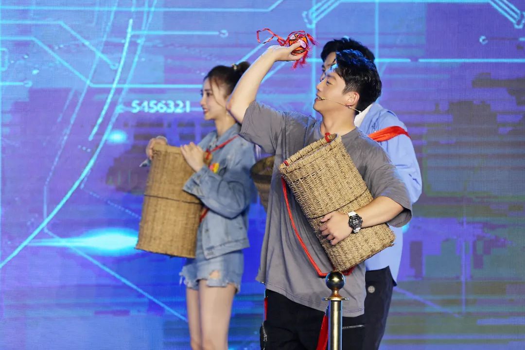 《奔跑吧》“奔跑吧宝藏”公益活动启动，持续