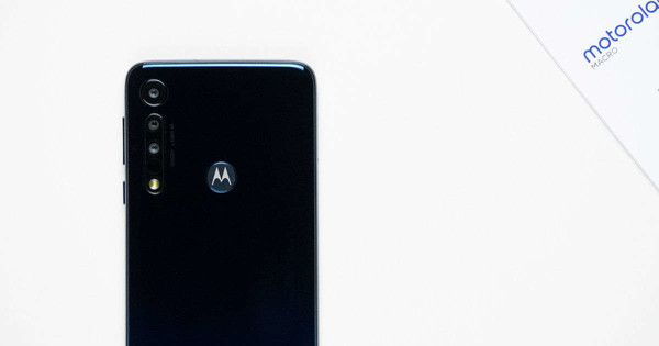 摩托罗拉手机One Fusion 宣布公布 市场价1000元也有大充电电池