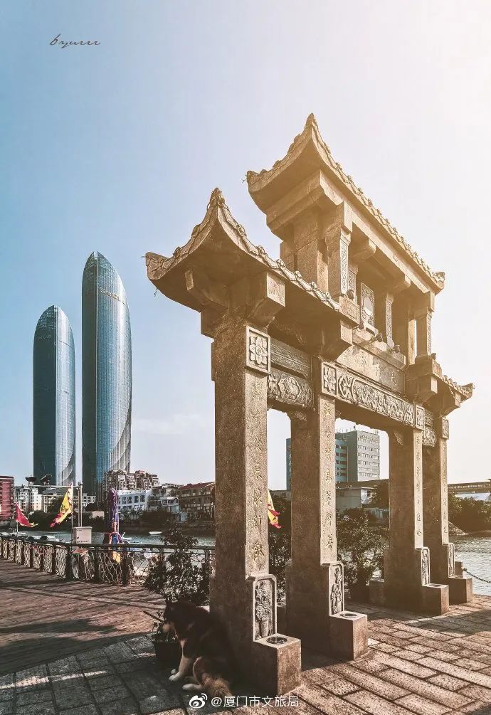 在厦门文艺到骨子里的打卡胜地，吃饭拍照两不误