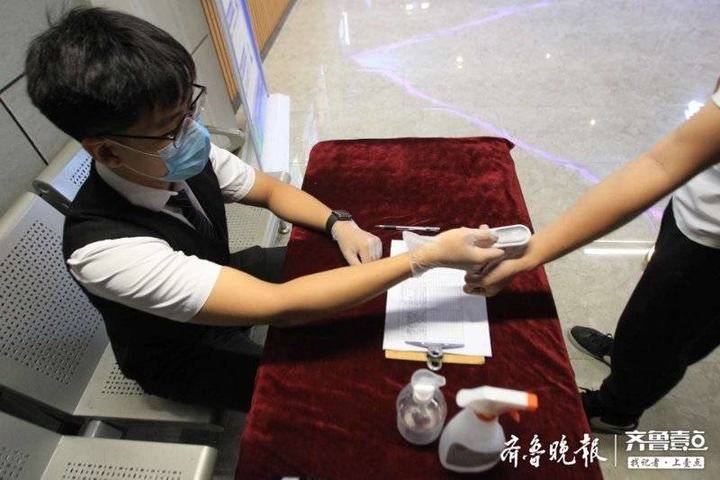 直击济南电影院复工