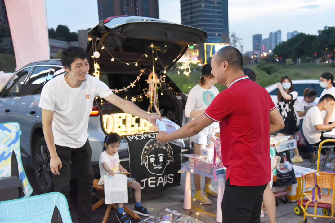 今年最火的「后備箱市集」玩法：19個購物中心活動盤點
