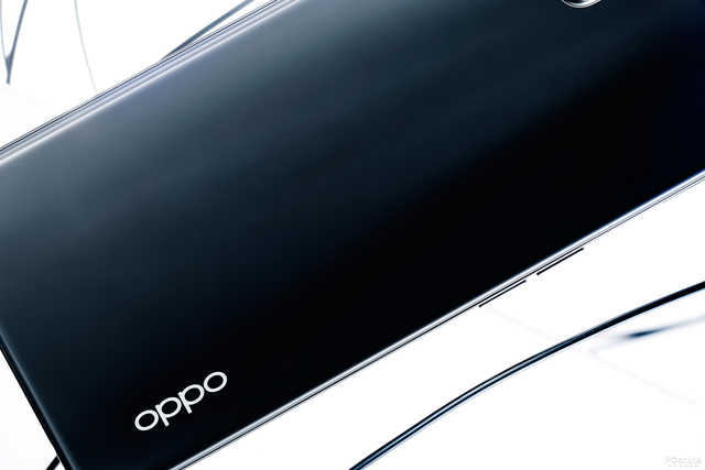 OPPO A72评测：耐看又当打的轻薄5G新选择