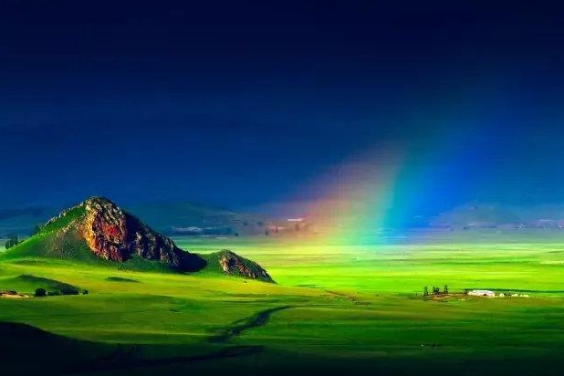The colorful Inner Mongolia is like a painter overturning the "color palette"