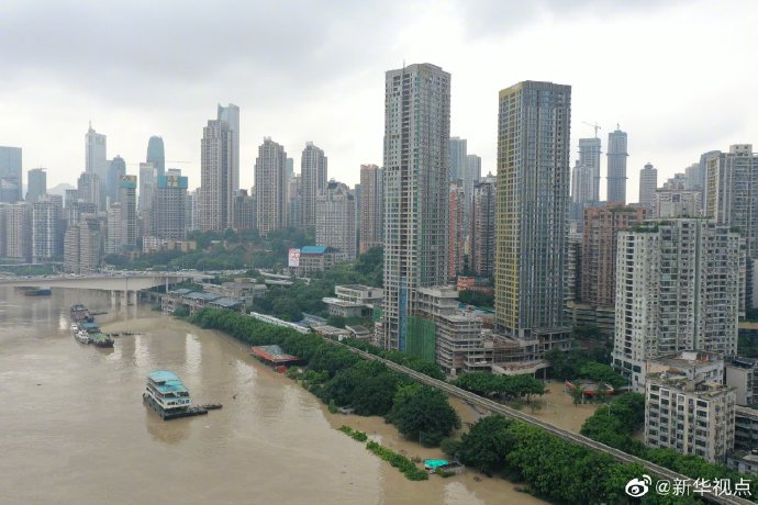 重庆洪崖洞等多处景点被淹，已启动史上首次防汛I级应急响应