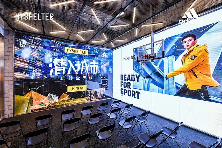 adidas 终于做出来了！想要穿的很懂潮流，它可是绕不开的选择