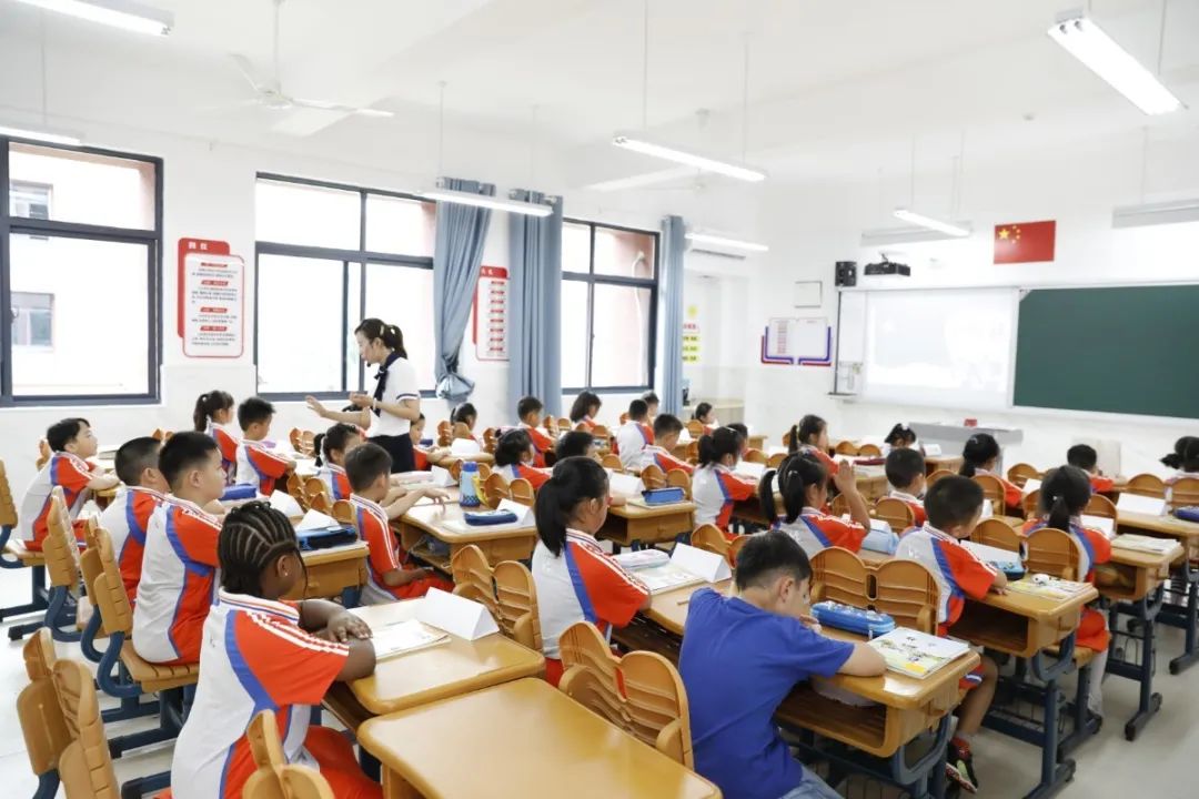 今天，一批新建中小学、幼儿园投入使用！