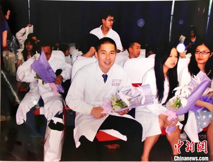 医生|许君豪回应以医生身份走红 直言未来只想做好本职工作