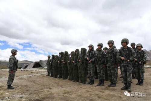 西藏山南军分区防空兵分队跨区域实弹射击实现多个首次