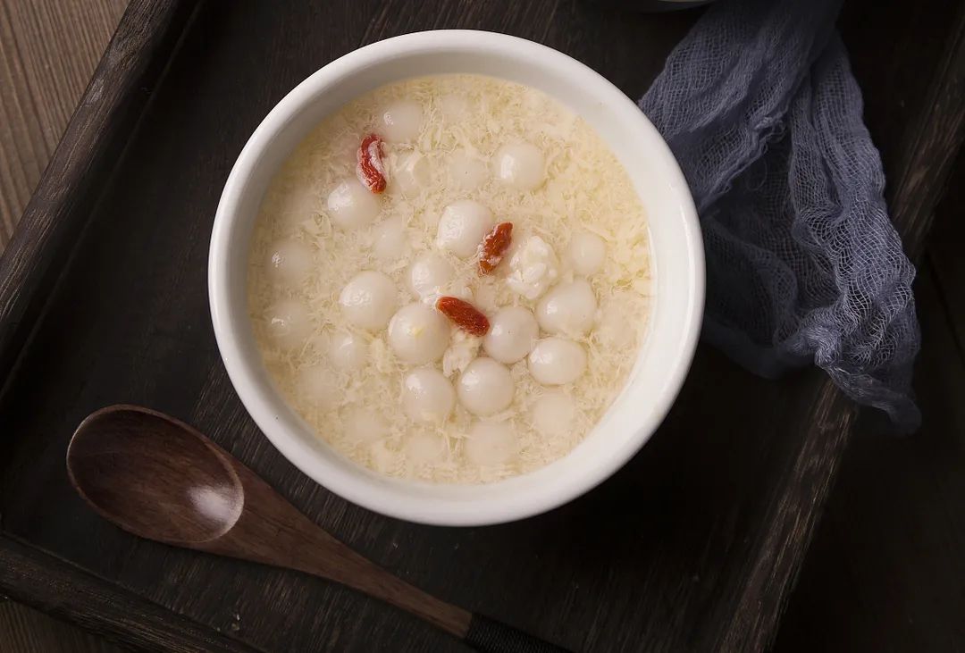 白露 : 蒹葭苍苍，白露为霜