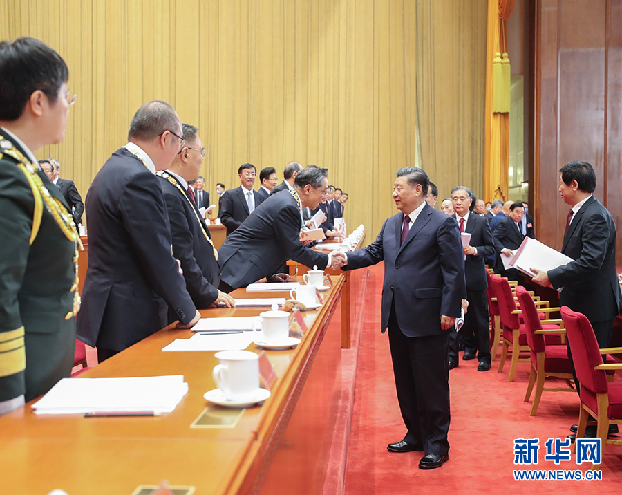 全国抗击新冠肺炎疫情表彰大会在京隆重举行 习近平向国家勋章和国家荣誉称号获得者颁授勋章奖章并发表重要讲话