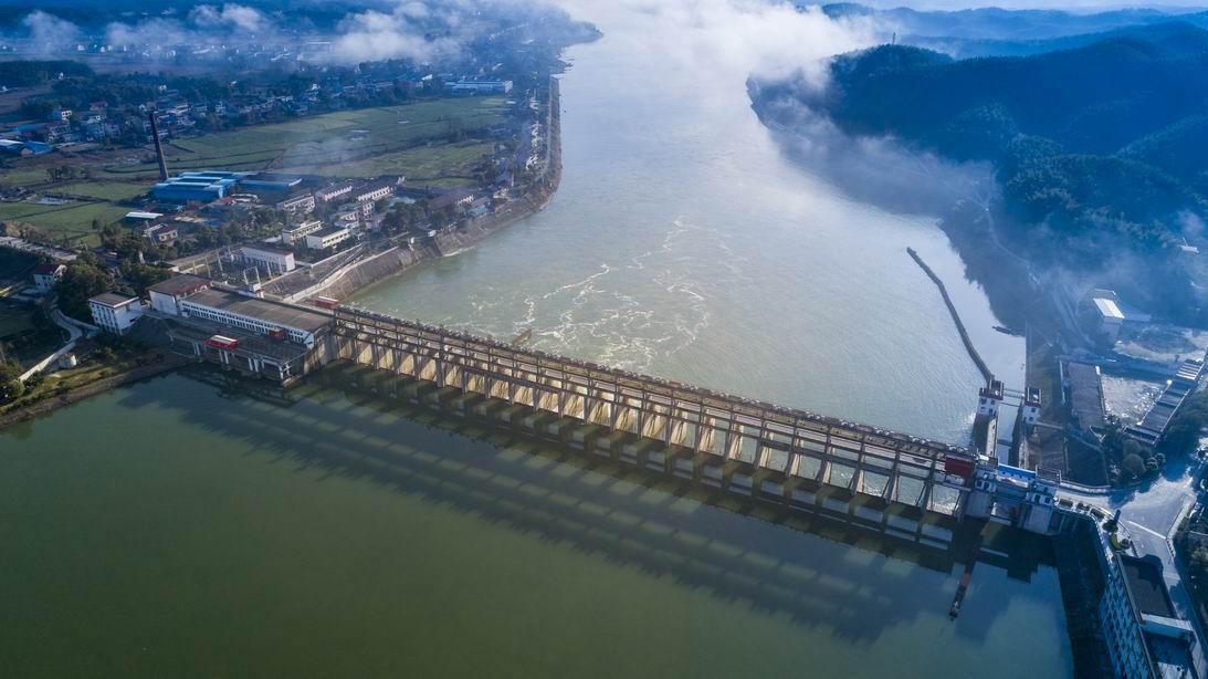 新中国首座进口灯泡贯流式水电厂提前110天完成全年发电量