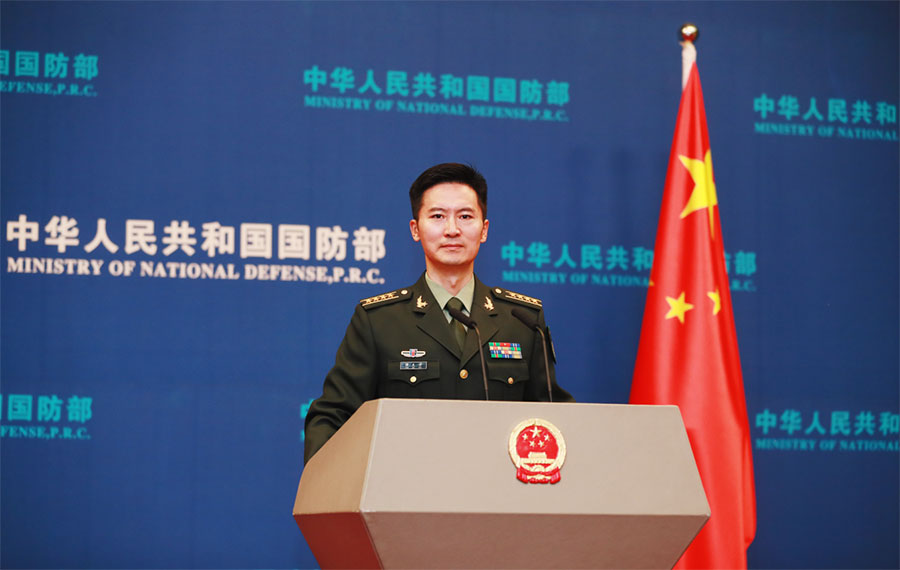 国防部新发言人谭克非亮相，大校军衔，曾就读于北京大学法学院