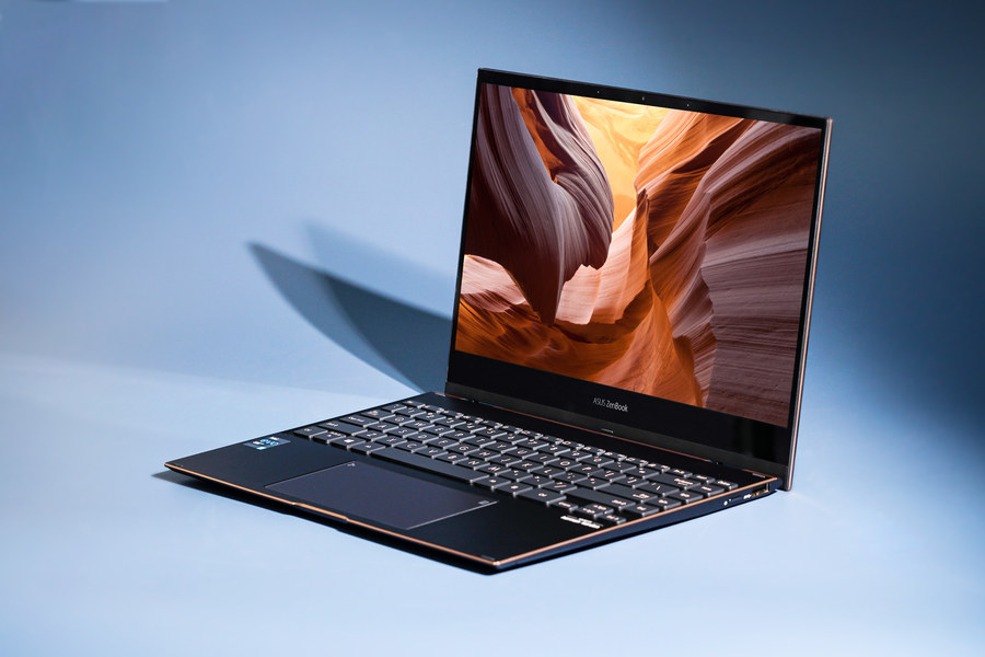 华硕灵耀X逍遥评测：给你逍遥自在的移动办公新体验