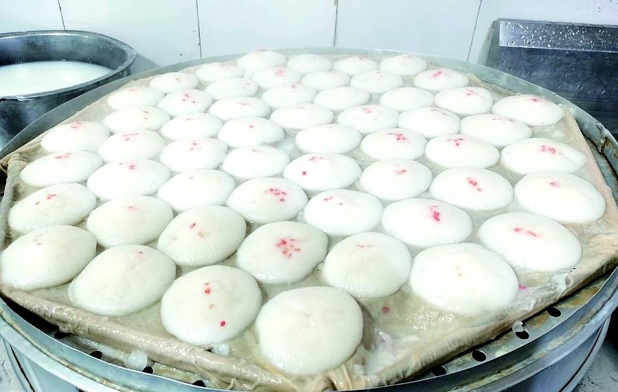 寻找2020天府美食地标｜闹市里的名小吃 四川泸州猪儿粑和白糕值得你打卡