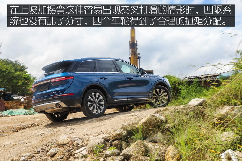 开这辆车走烂路,你还需要担心些什么?