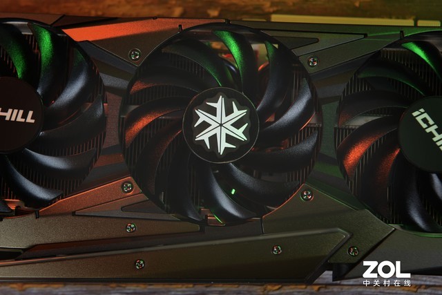 映众RTX 3080冰龙超级版评测：完美控温