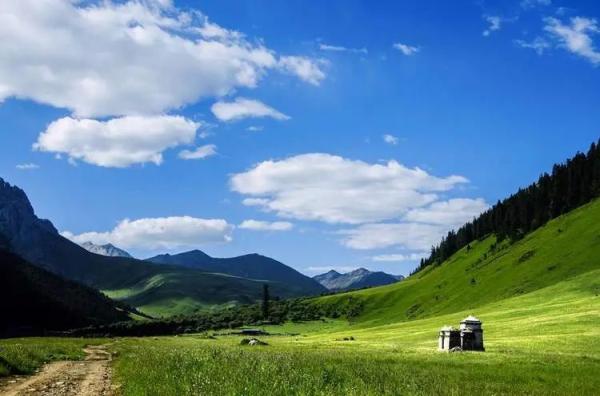 甘孜州五大草原上榜四川最美草原 你去过几个？