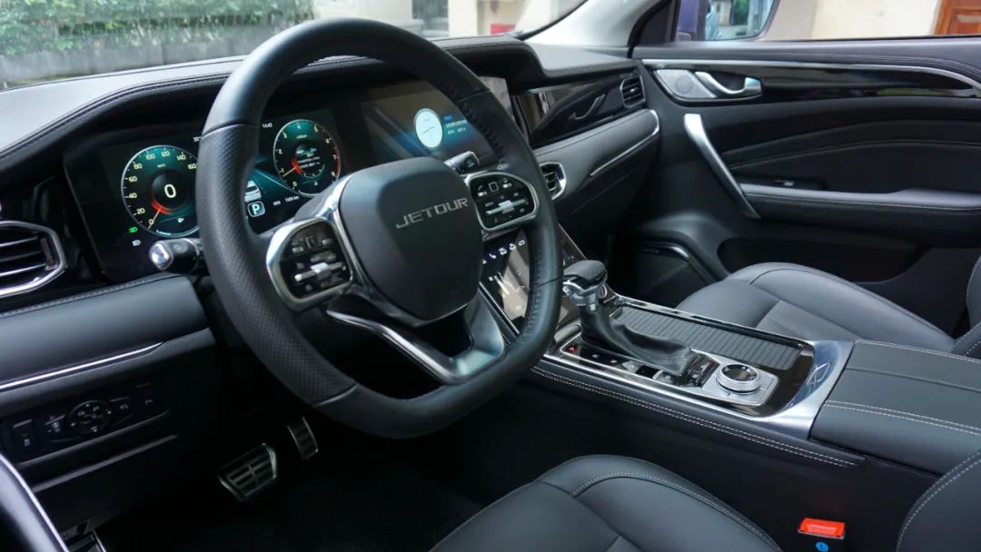叫座十万级中型SUV，捷途X90到底何许实力？
