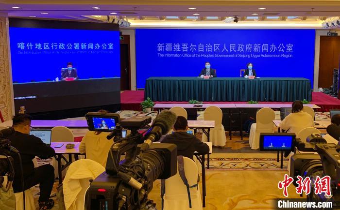 新疆喀什：民航铁路公路等交通正常 高风险地区实行包户服务