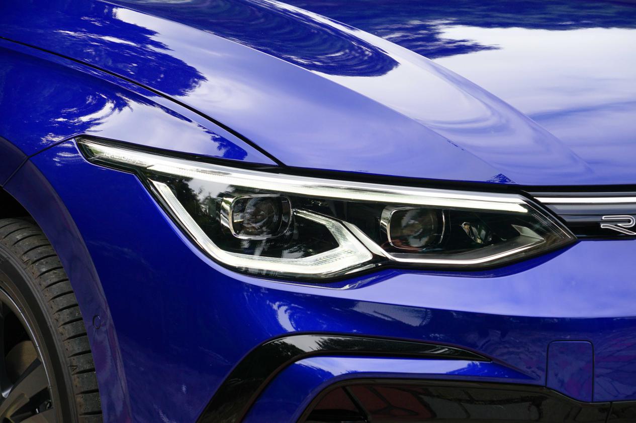 不负年轻一场 试驾：第八代高尔夫