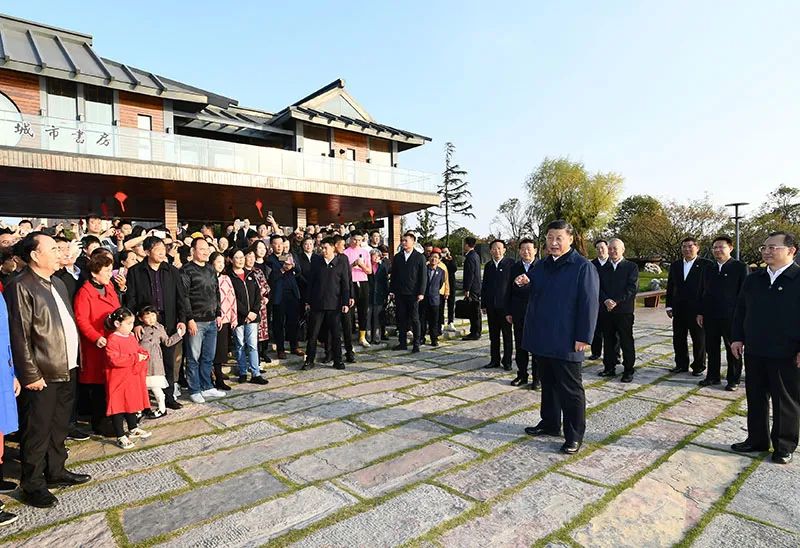 习近平在江苏考察：贯彻新发展理念构建新发展格局 推动经济社会高质量发展可持续发展