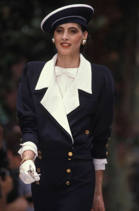 真·人间香奈儿！她的神颜足足红了37年，原来世上真有这种仙女啊