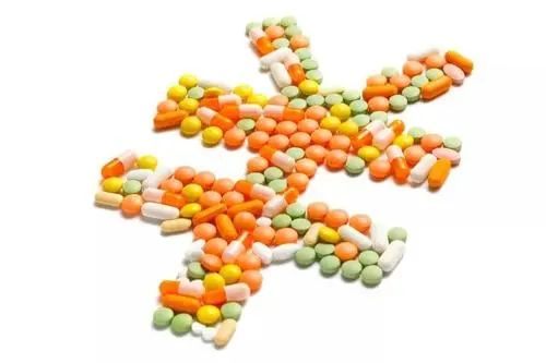 涉及所有医保患者！我市今年以来已有87种药品大幅降价，**降幅98%