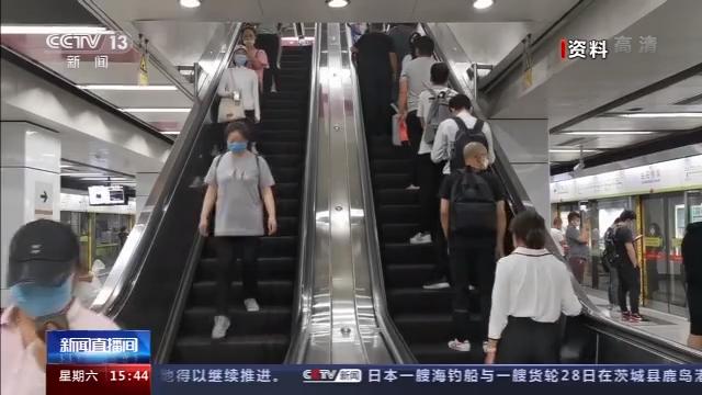 搭讪路人偷拍上传涉嫌违法，记者调查：为盈利拍摄视频，连高中生都搭讪