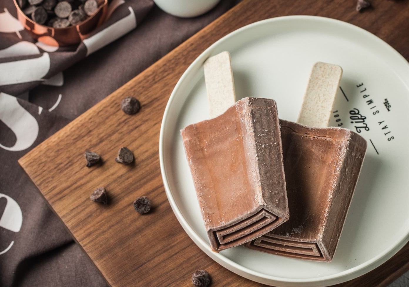 用社交营销打造品牌，钟薛高有“笨办法”