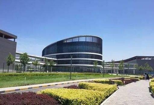 腾讯新总部设计图曝光：百余座大楼顶上都是光