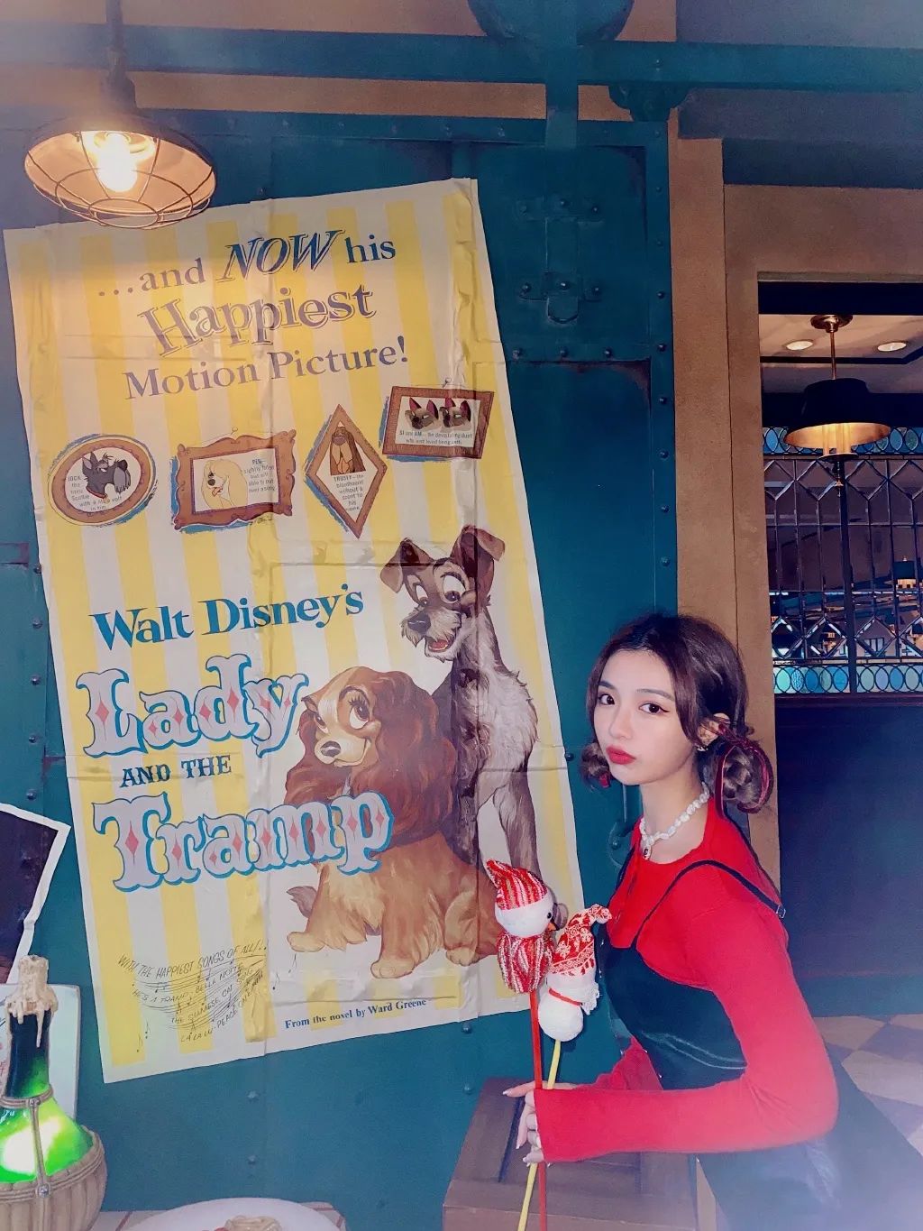 Practical Christmas modelling & takes a picture the guideline will find please