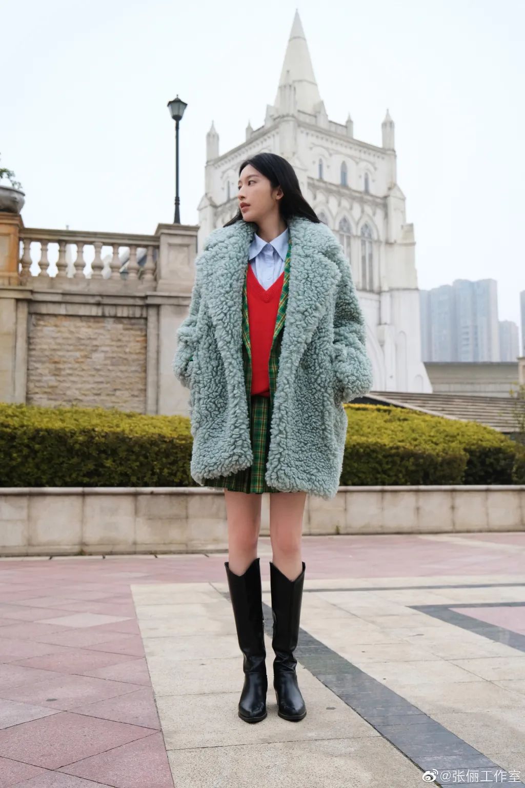 Practical Christmas modelling & takes a picture the guideline will find please