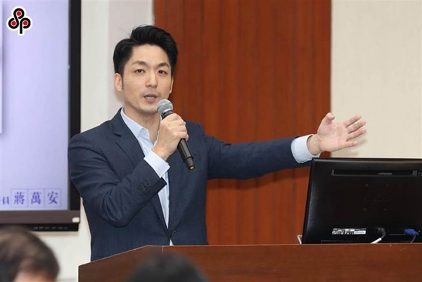 2022台北市長選舉民調：蔣万安對戰任何一種組合均勝出