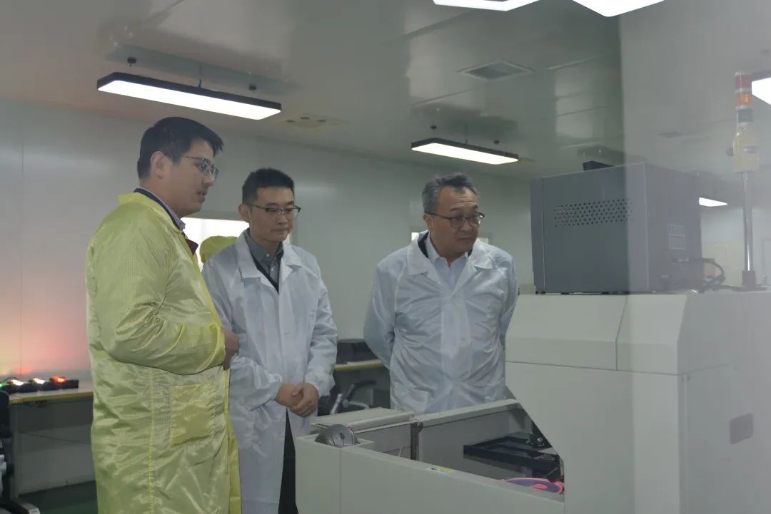 机载军品管理部部长李军一行莅临航空工业万里检查指导工作