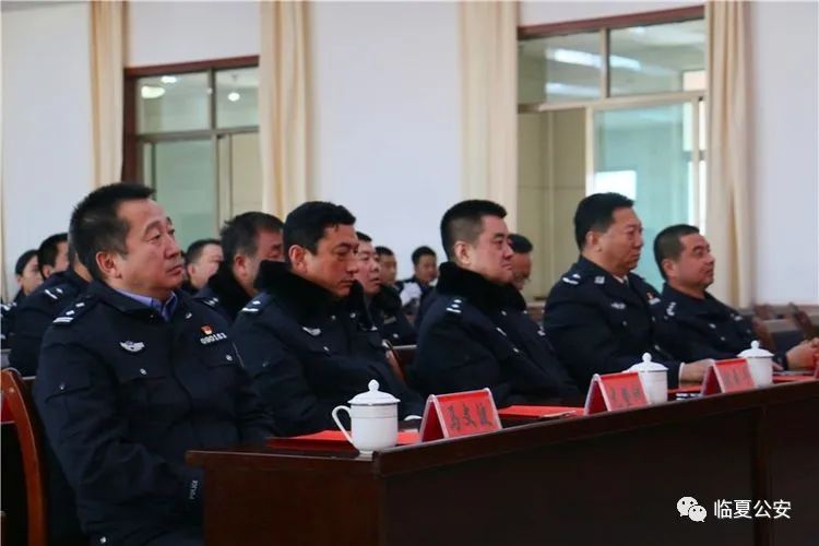 【走进我们的节日】特警支队举办庆祝首个人民警察节文艺汇演