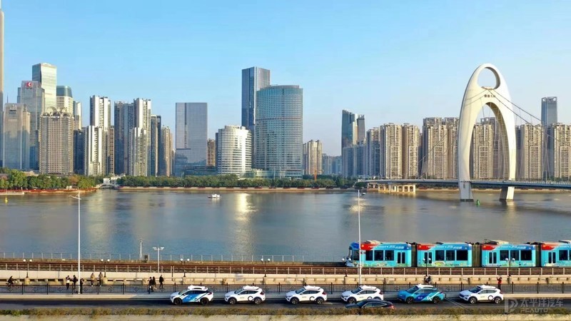 一周车谈：特斯拉回应“16万元新车”/小米造车