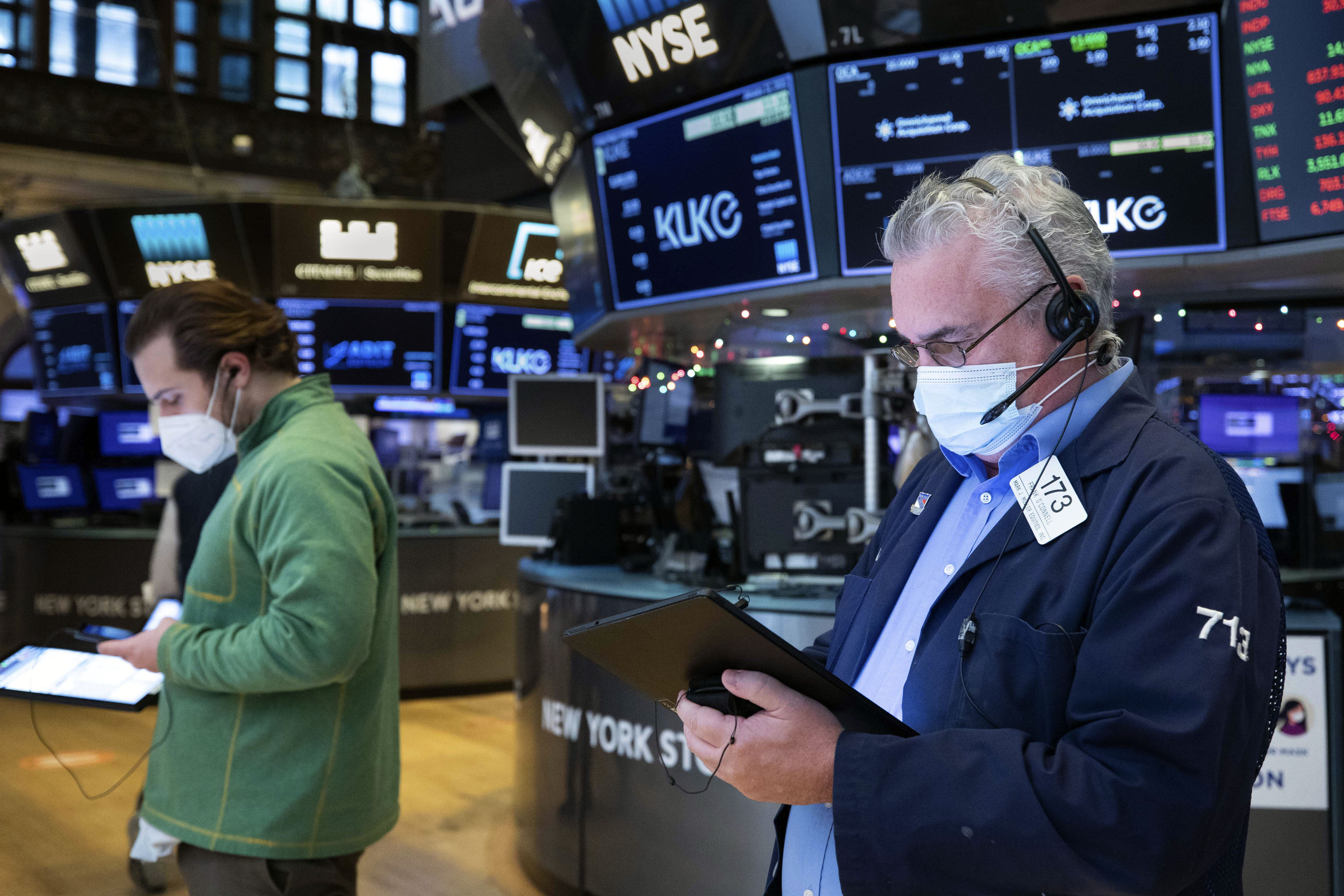 New York stock market shows 12 days rise big 3