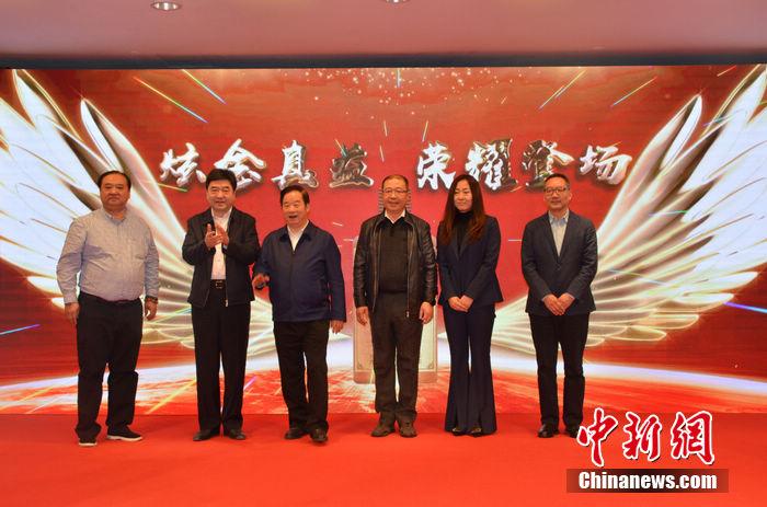 逐鹿白酒市場(chǎng) 新華聯(lián)酒業(yè)推出“珍酒 真益”