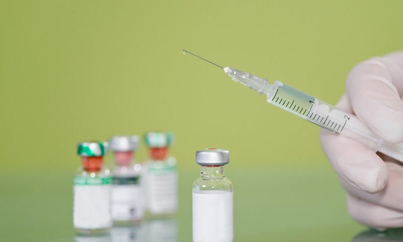 造謠無恥！ 大陸對台胞接種疫苗一視同仁，綠媒卻搞陰謀論