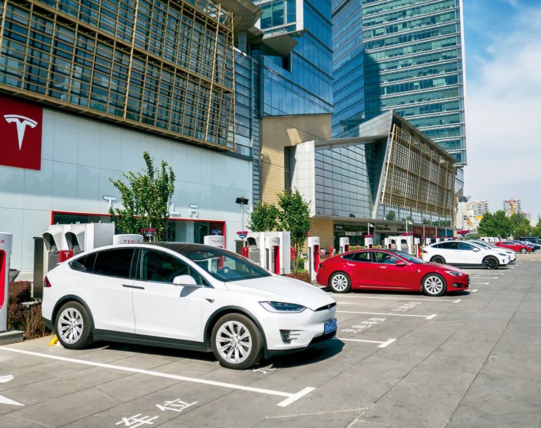 1月新刊 | 了解股价疯涨背后真实的电动车行业，就在这一本