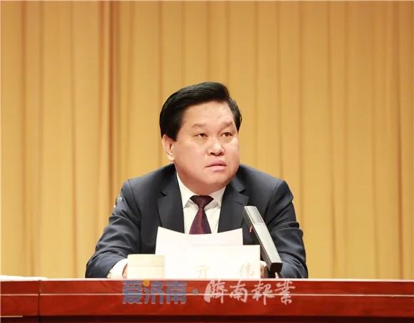 天桥区委经济工作会议召开