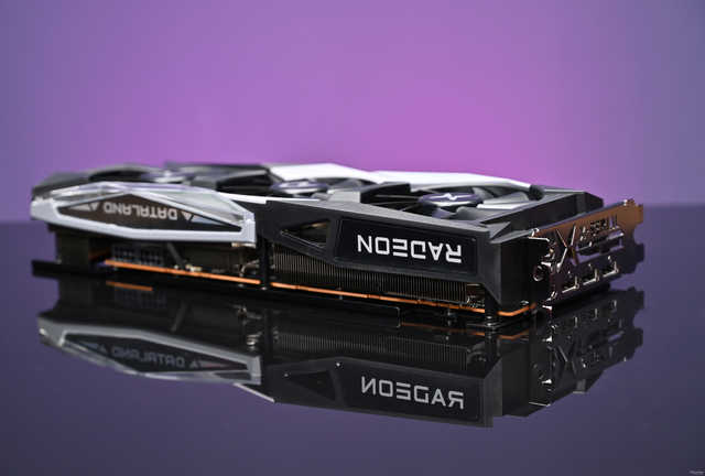 迪兰RX6800 XT 16G X战神评测：性能不俗，未来可期