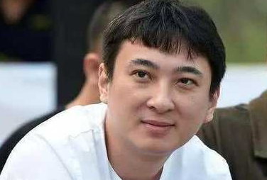 王思聪疑暗讽郑爽：她脑子有病，现在信了吧？