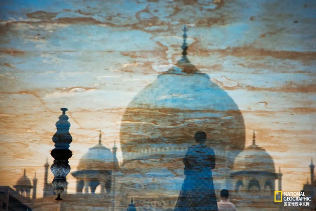 “我殺了我哥和我弟，還把我爸扔進監獄。”