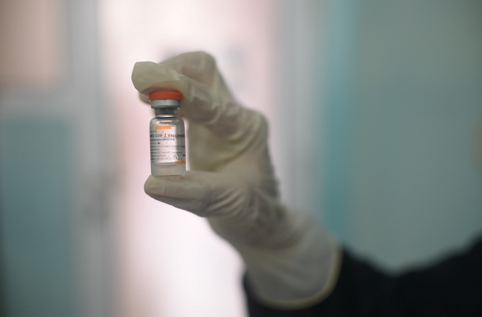 埃及24日起大规模接种中国疫苗，医护人员首批接种，网友点赞中国力量