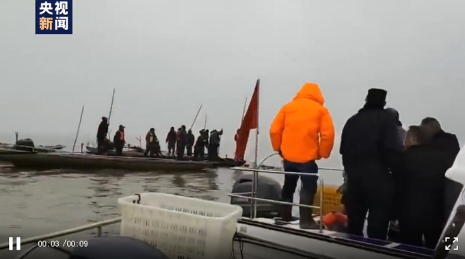 痛心！捕鱼船侧翻致11死，其中一家3兄弟丧命，安徽发布紧急通报