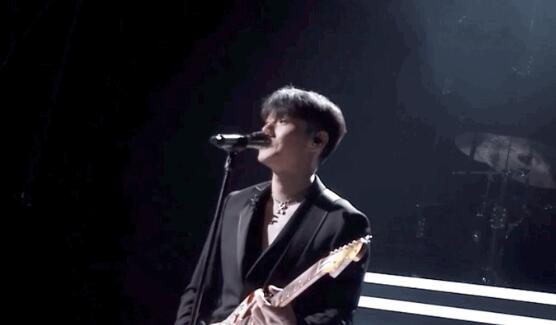 表演|杨丞琳把李荣浩的表演看了10遍 这也太甜了吧