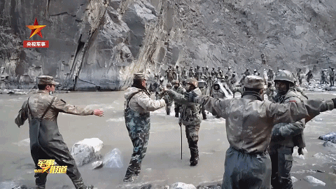 ��㨨�����訨������